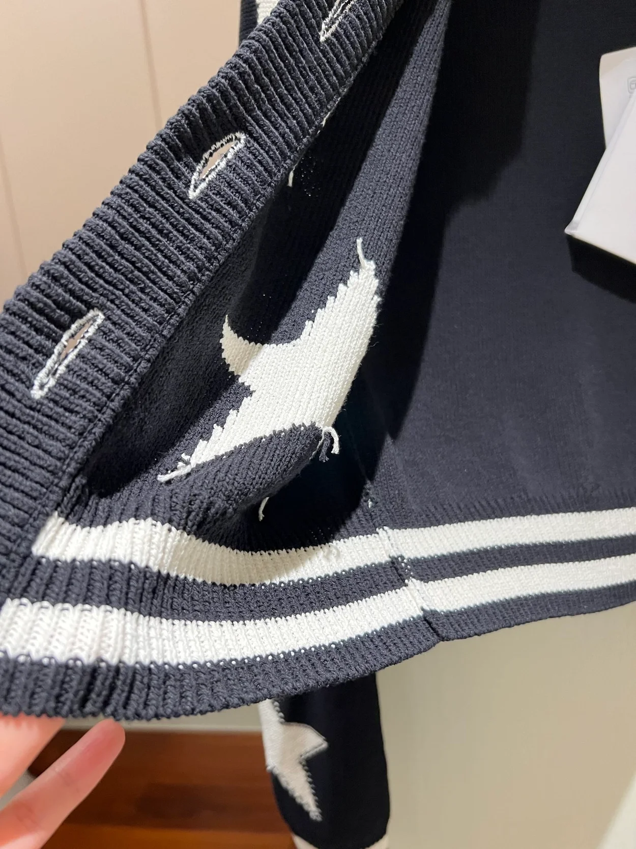 발망 블랙 코튼 블렌드 가디건