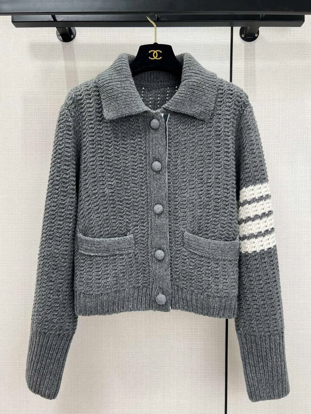 톰브라운 청키 니트 가디건 그레이