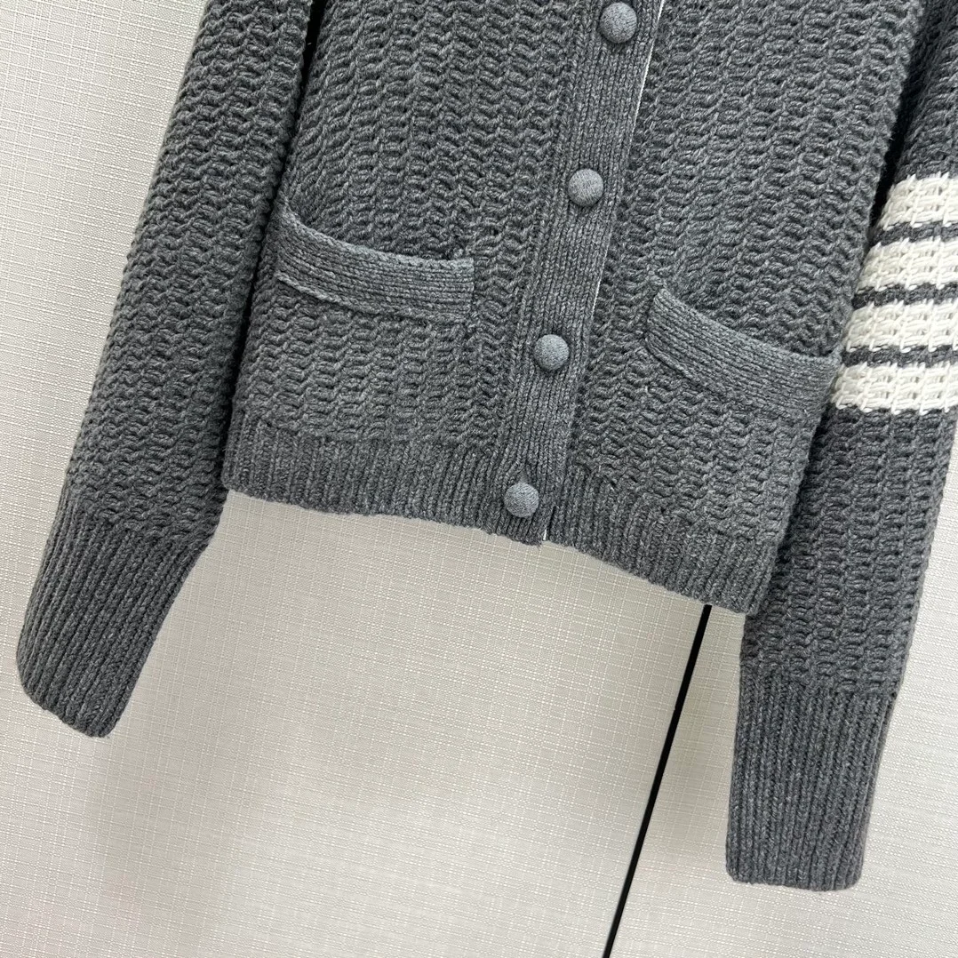 톰브라운 청키 니트 가디건 그레이