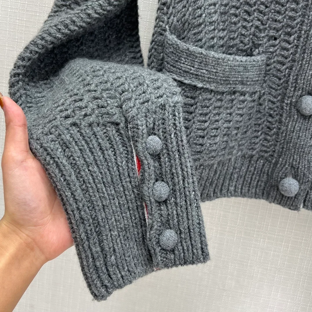 톰브라운 청키 니트 가디건 그레이