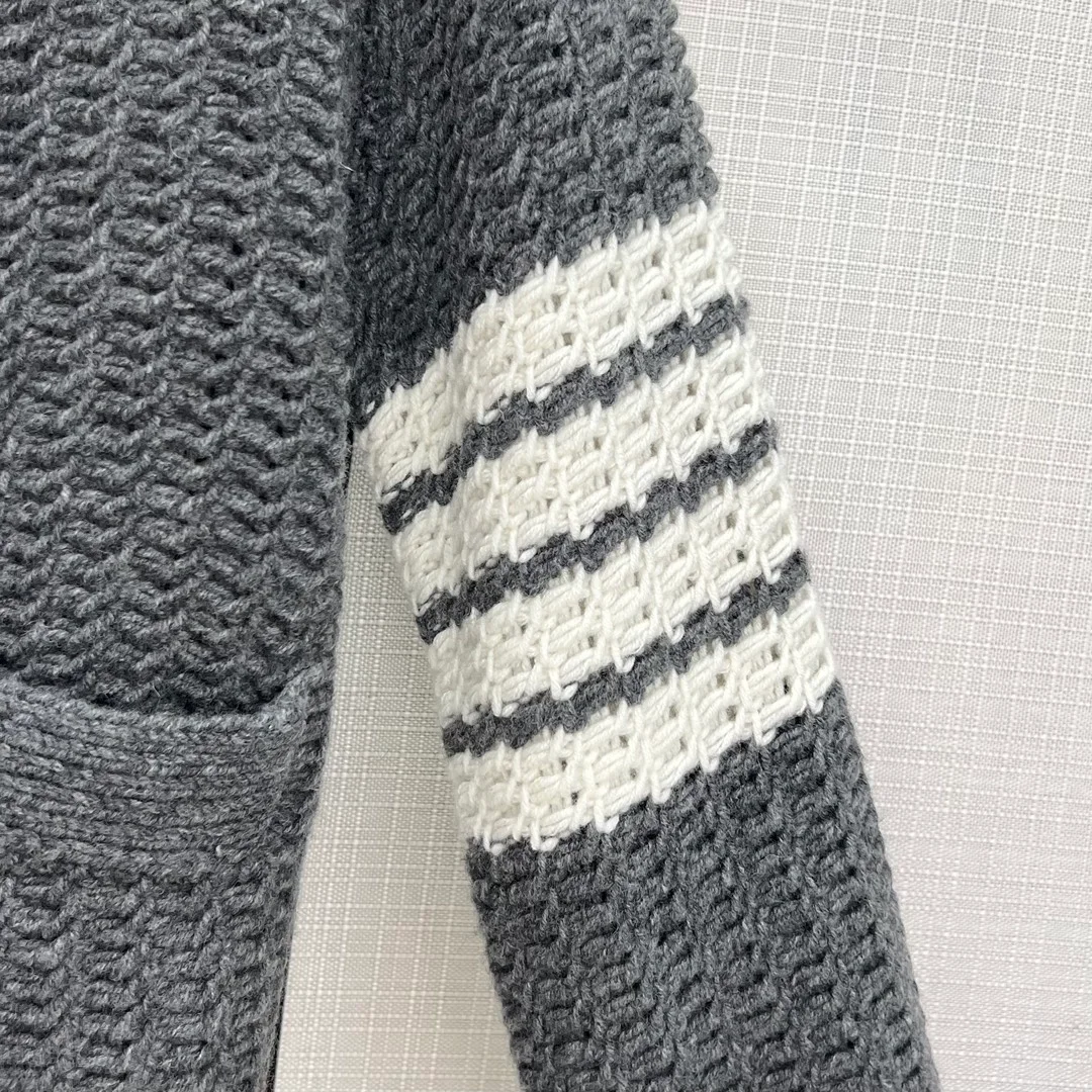 톰브라운 청키 니트 가디건 그레이