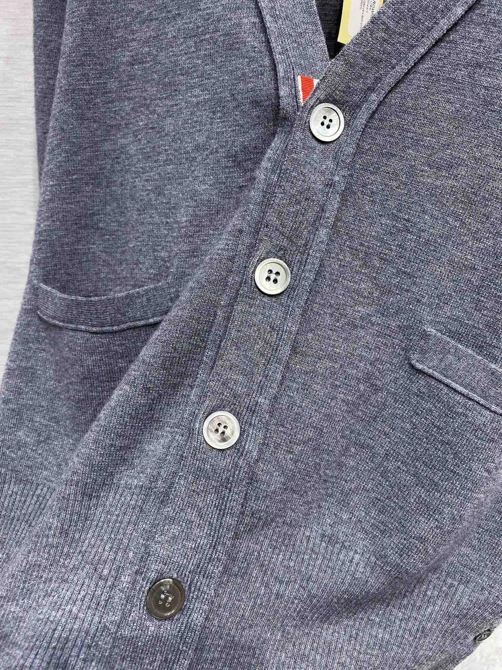 톰브라운 4바 사선완장 가디건 그레이