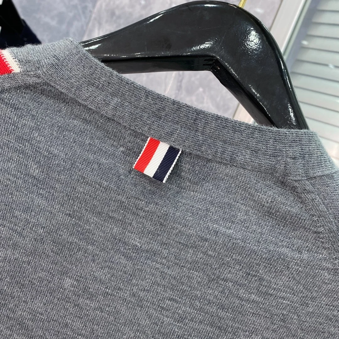 톰브라운 4바 스트라이프 디테일 가디건