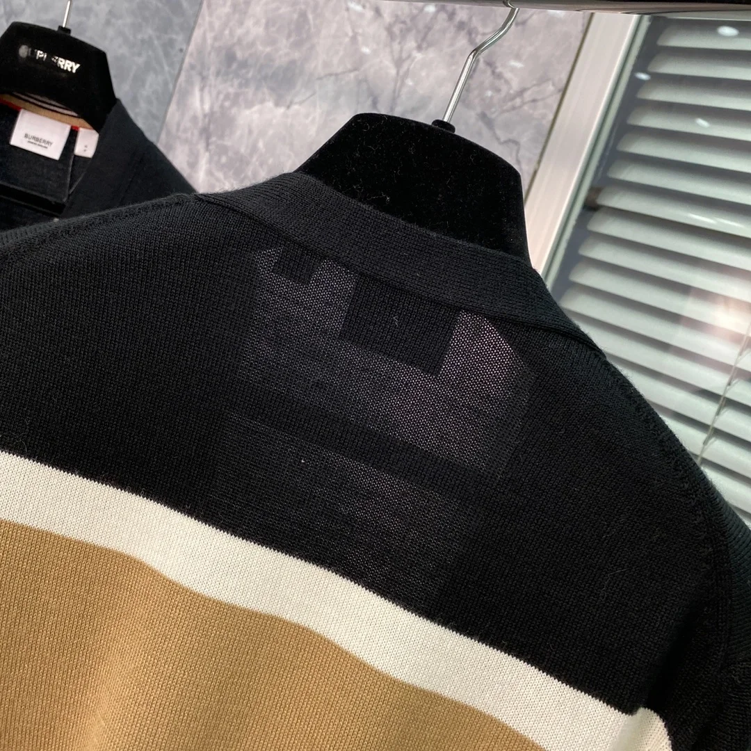 버버리 스트라이프 캐시미어 실크 가디건