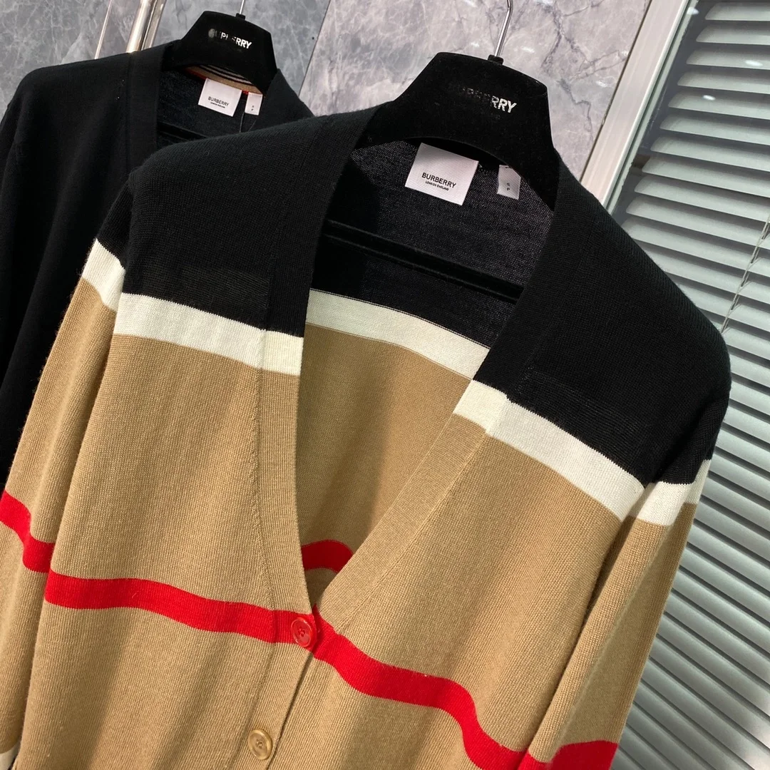 버버리 스트라이프 캐시미어 실크 가디건