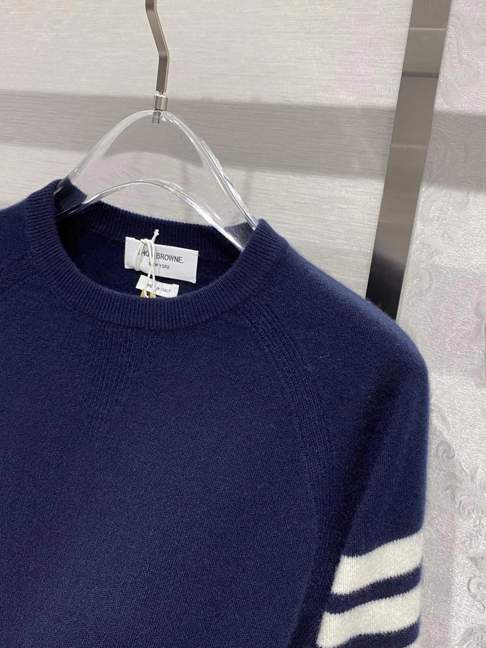 톰브라운 4바 캐시미어 니트 네이비