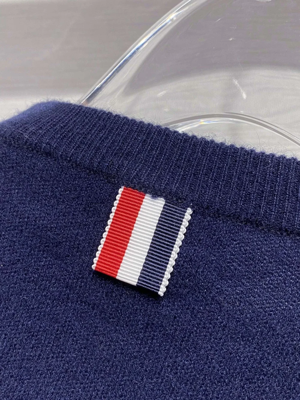 톰브라운 4바 캐시미어 니트 네이비