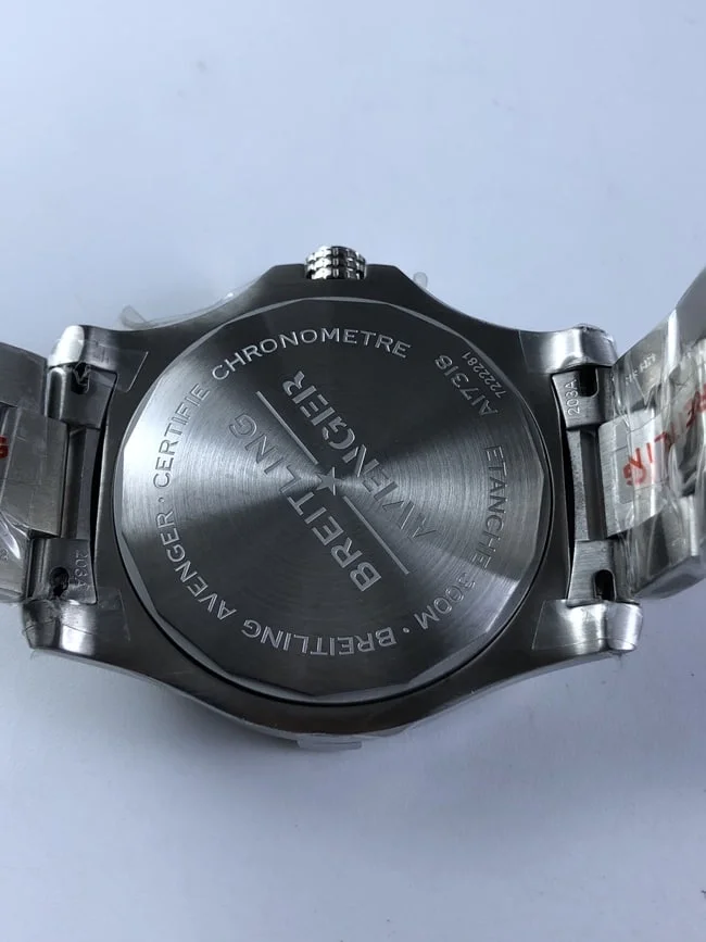 브라이틀링 어벤져 43mm 블랙다이얼 브슬