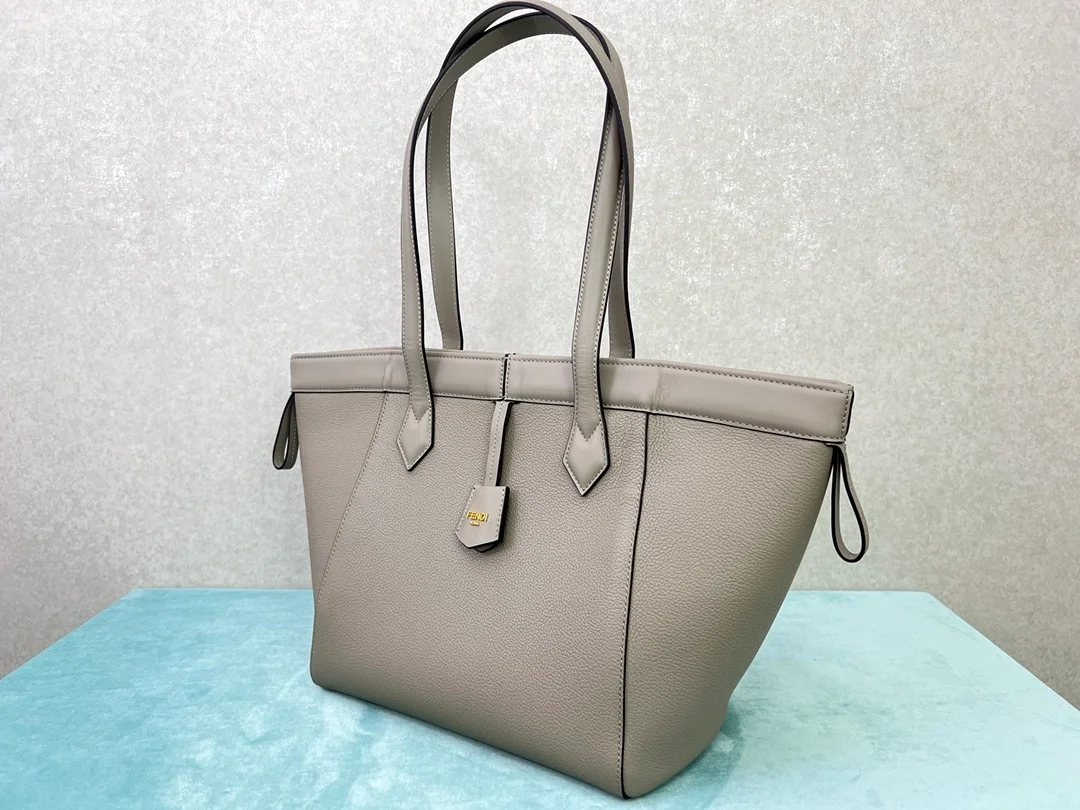 펜디 오리가미 내추럴 미디엄 백 그레이