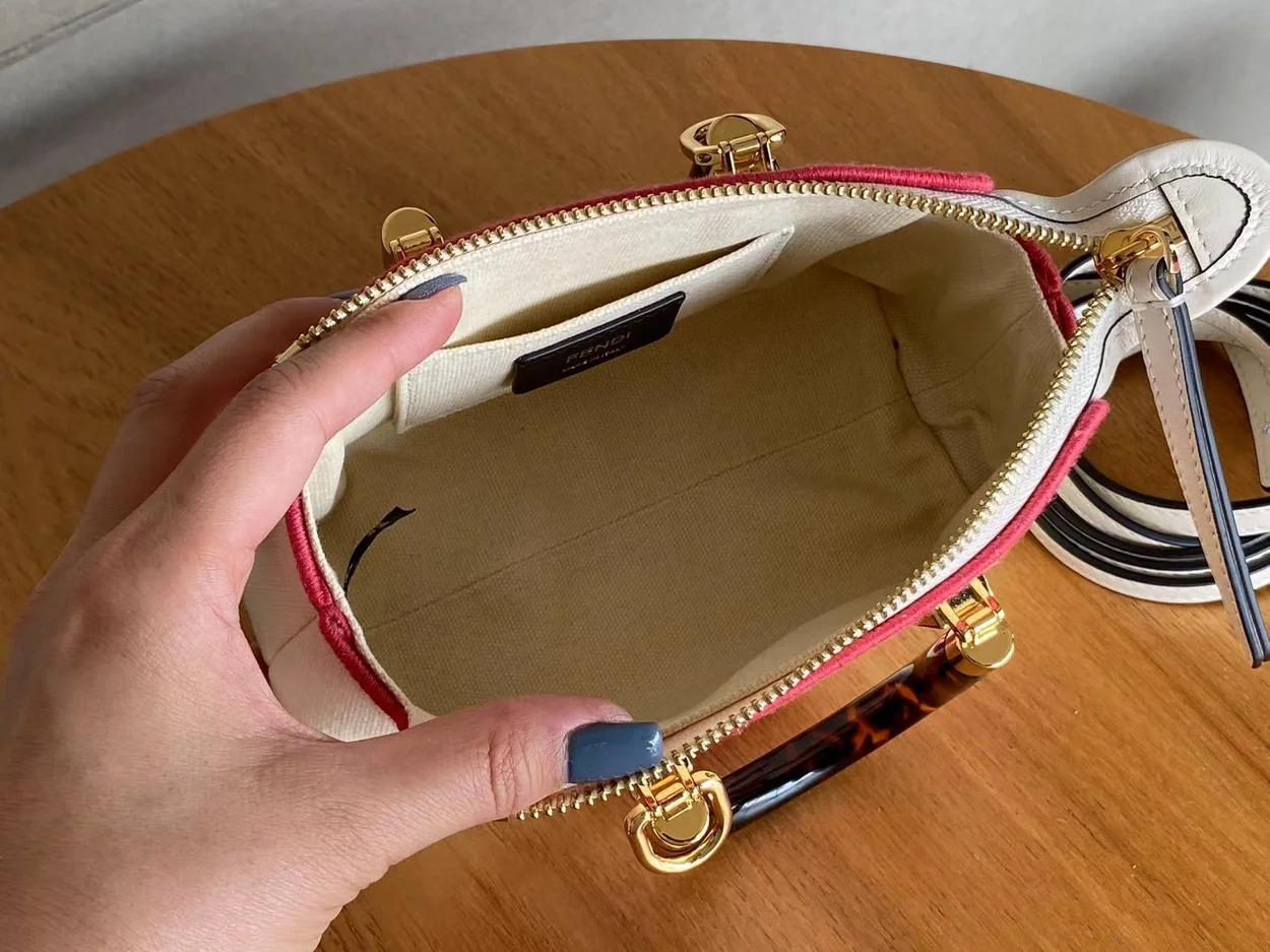 펜디 로마 바이 더 웨이 미니 백 핑크