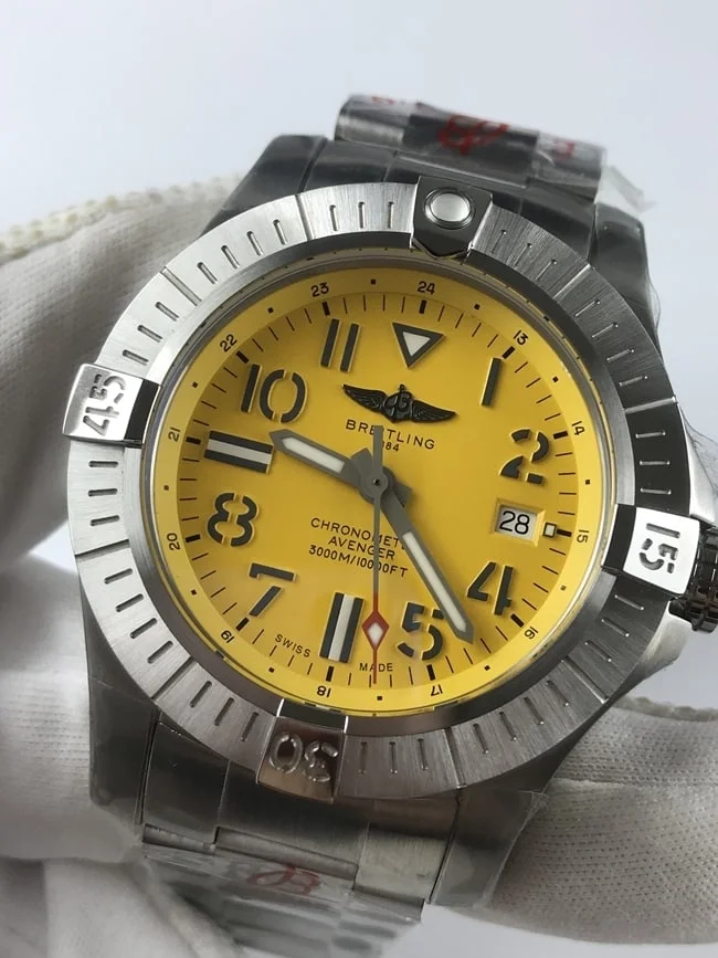 브라이틀링 어벤져 2 씨울프 옐로우 빅다이얼