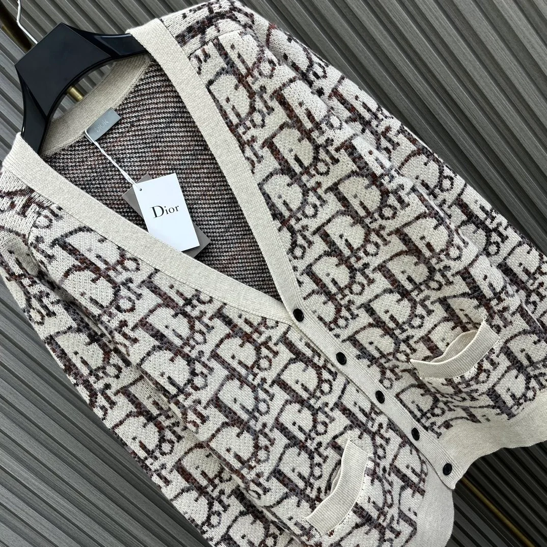 디올 오블리크 가디건