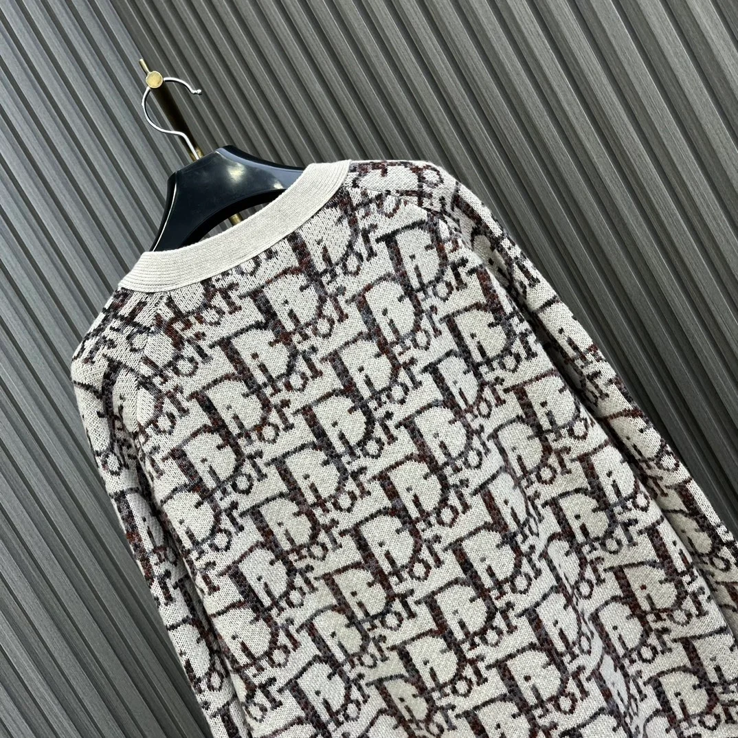 디올 오블리크 가디건