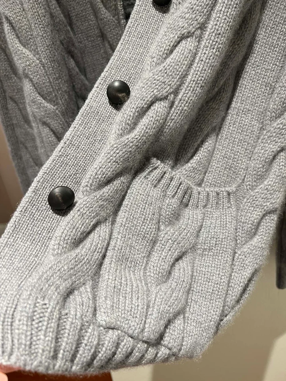 로로피아나 네이피어 캐시미어 가디건