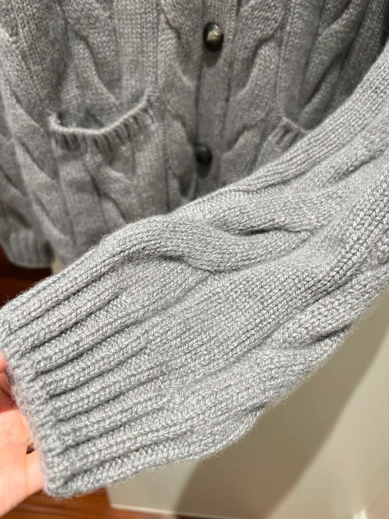 로로피아나 네이피어 캐시미어 가디건