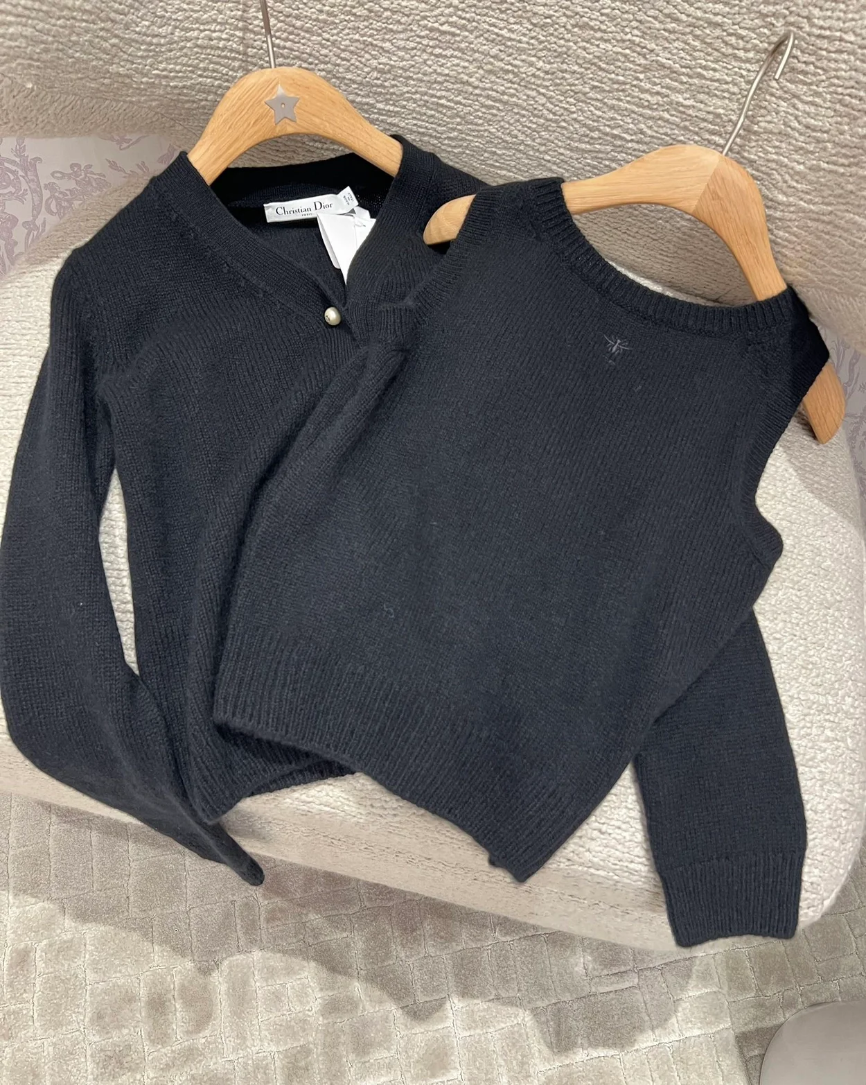 디올 아마릴리스 블랙 캐시미어 반소매 니트