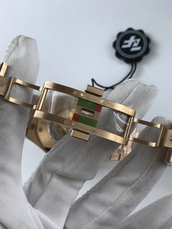 오데마피게 로얄오크 15400 블루 다이얼 골드 박스