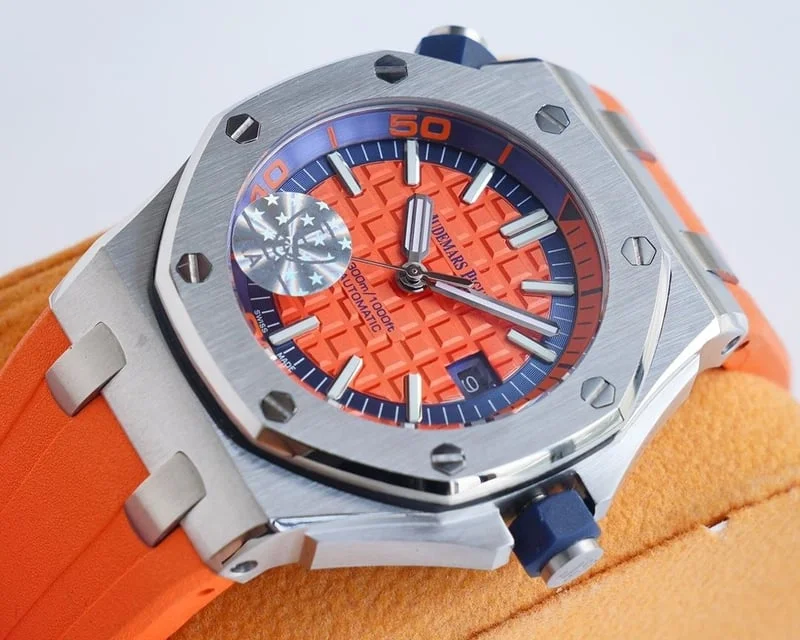 오데마피게 로열오크 오프쇼어 오렌지