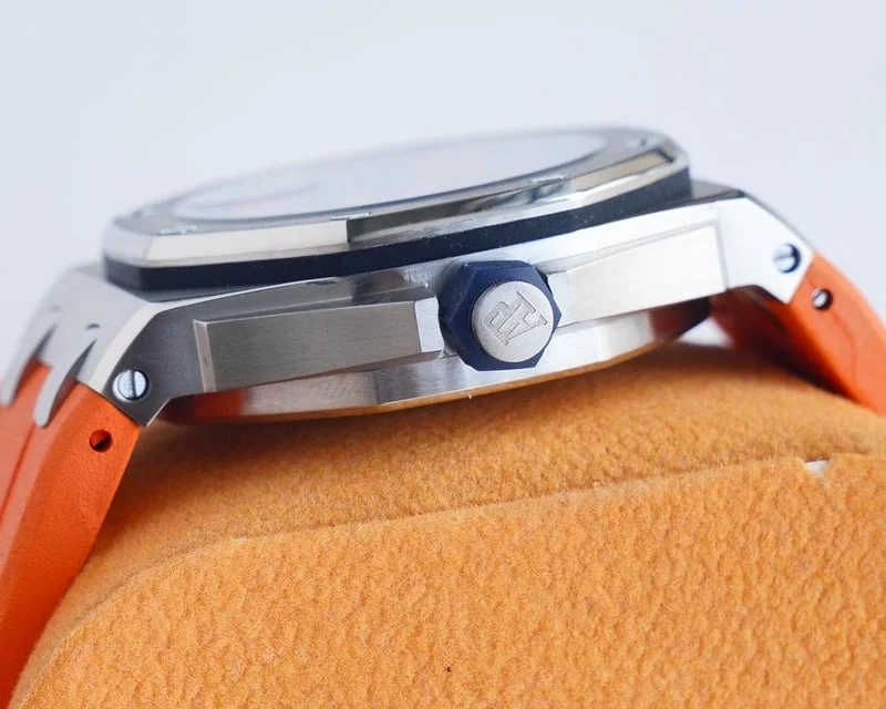 오데마피게 로열오크 오프쇼어 오렌지