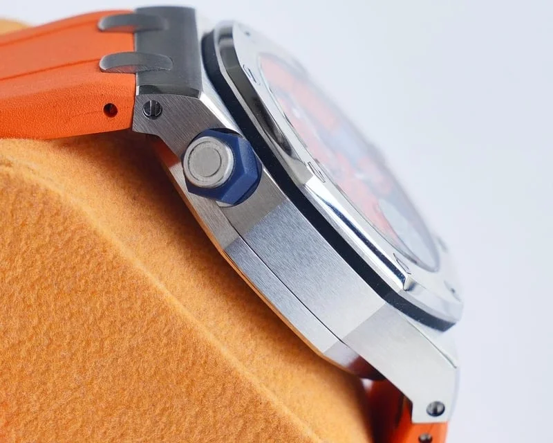 오데마피게 로열오크 오프쇼어 오렌지