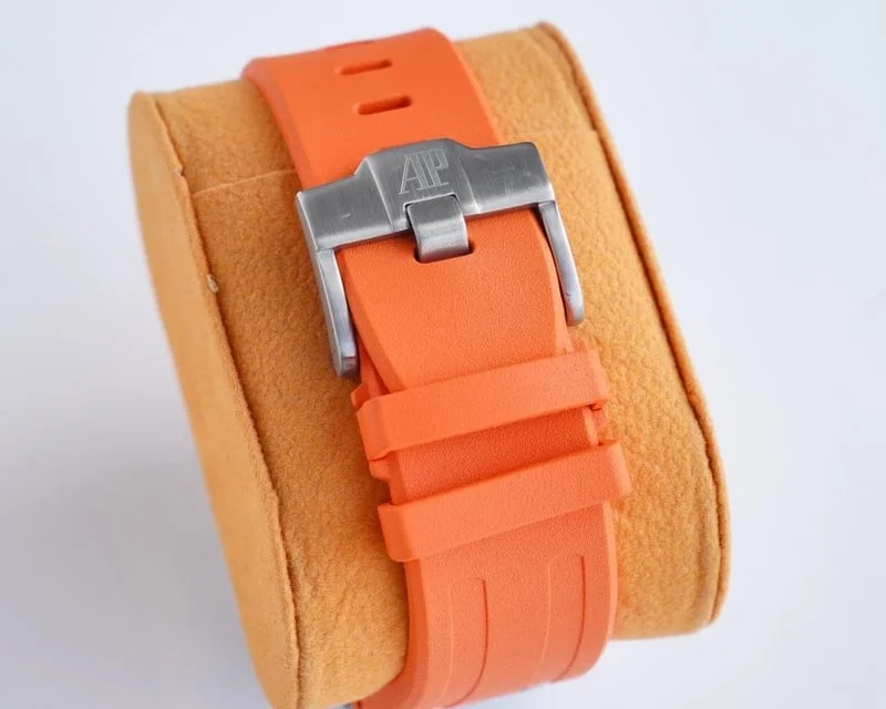 오데마피게 로열오크 오프쇼어 오렌지