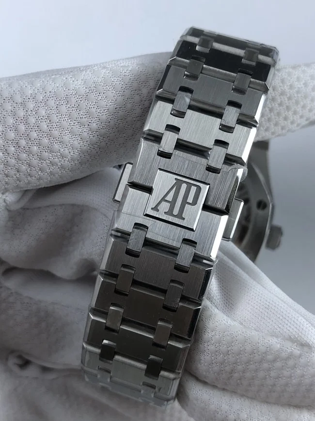 오데마피게 로얄오크 15500 화이트 다이얼