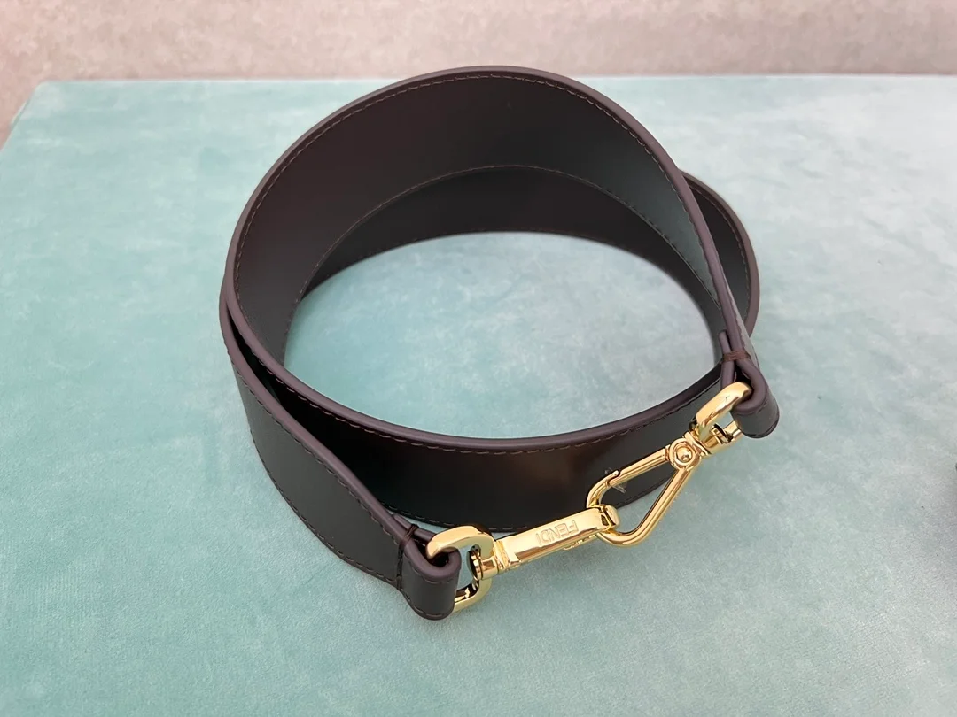 펜디 바게트 FF 자카드 시퀸 패브릭 백