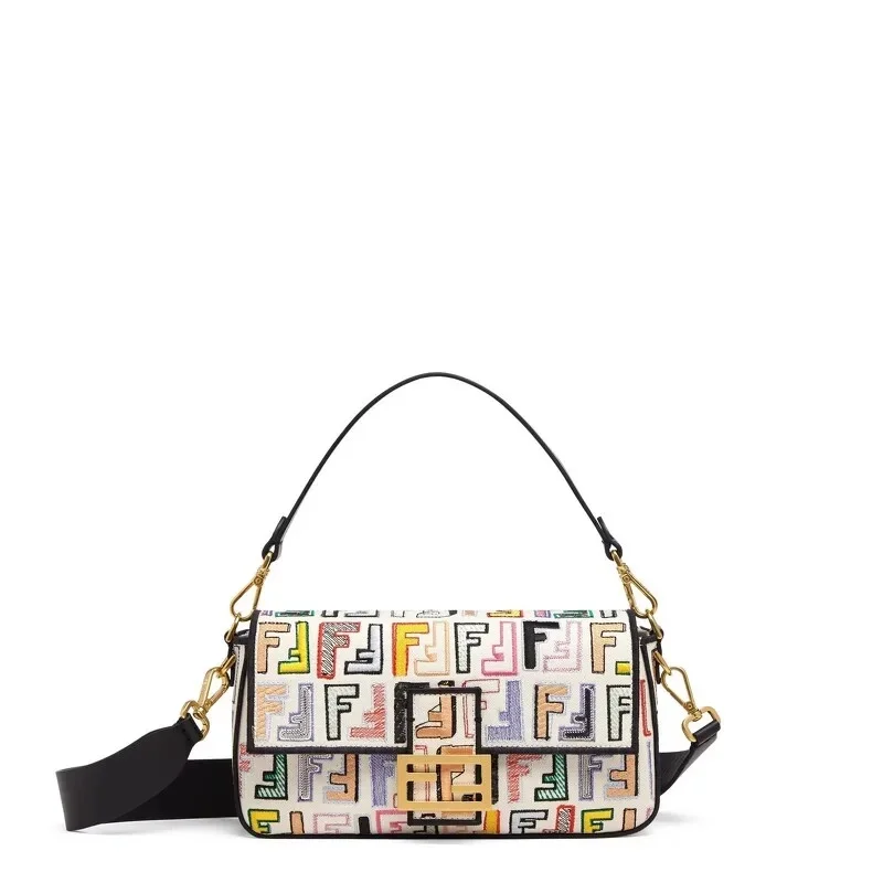 펜디 바게트 발렌타인데이 스몰 백