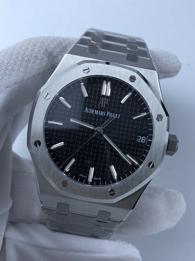 오데마피게 로얄오크 15500 블랙다이얼