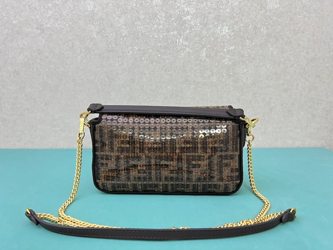 펜디 바게트 미니 FF 자카드 시퀸 패브릭 백