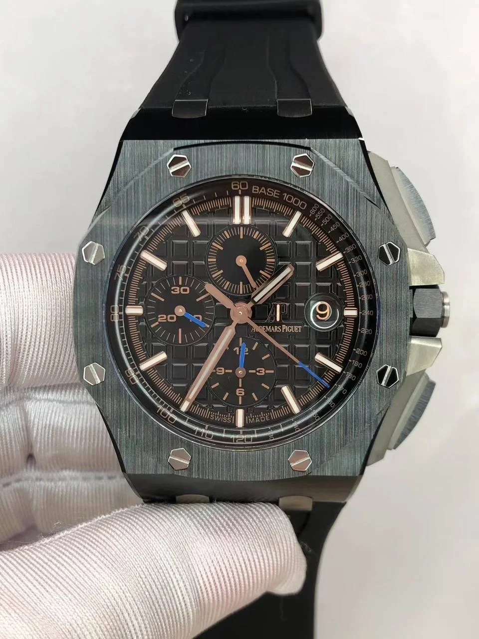 오데마피게 로얄오크 오프쇼어 크로노그래프