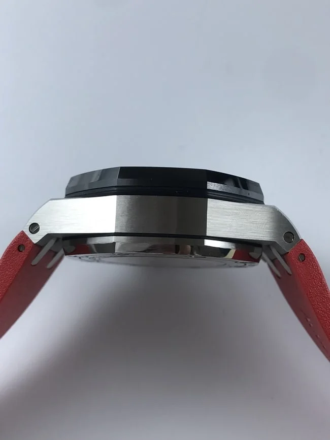 오데마피게 로얄오크 다크나이트 러버 스트랩