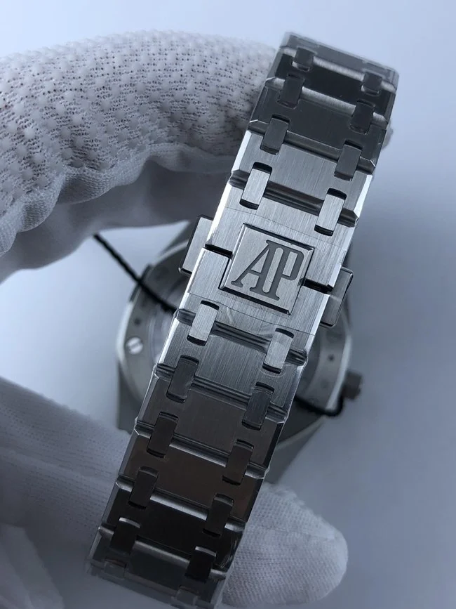 오데마피게 로얄오크 39mm 그린 블랙 다이얼