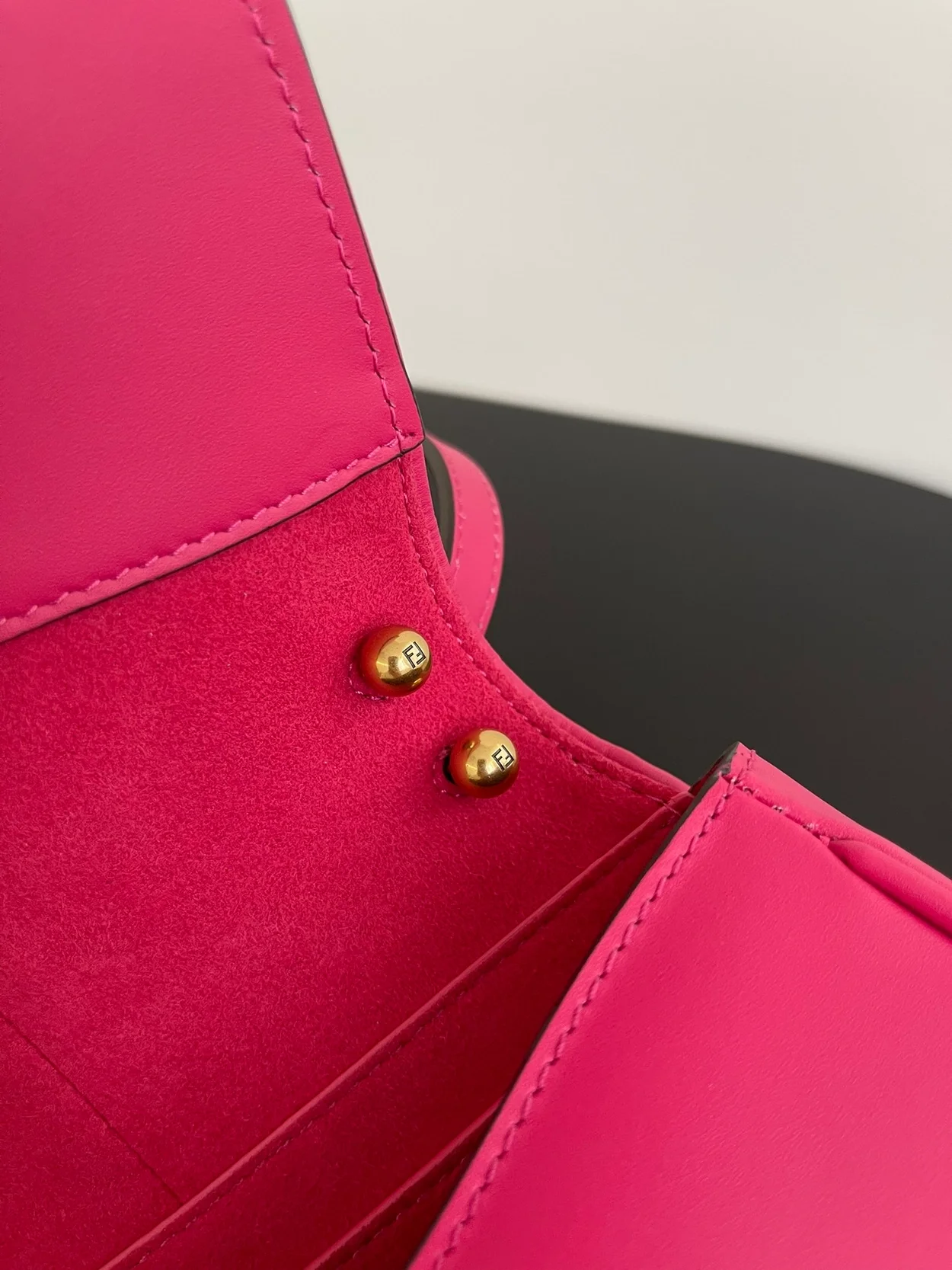 펜디 C'MON 미니 푸시아 레더백 핑크