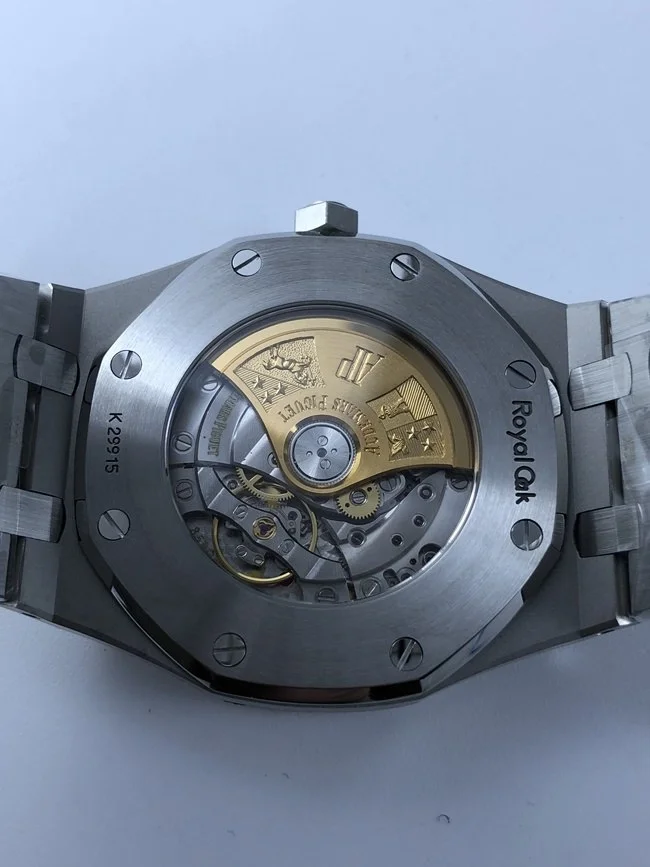 오데마피게 로얄오크 화이트 다이얼