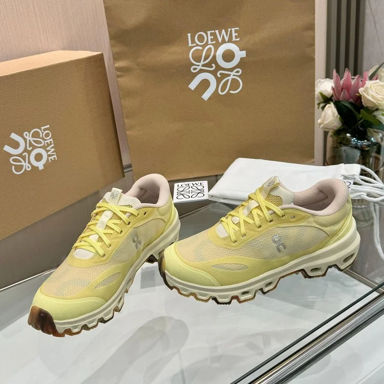 로에베 x 온 러닝 클라우드 벤처