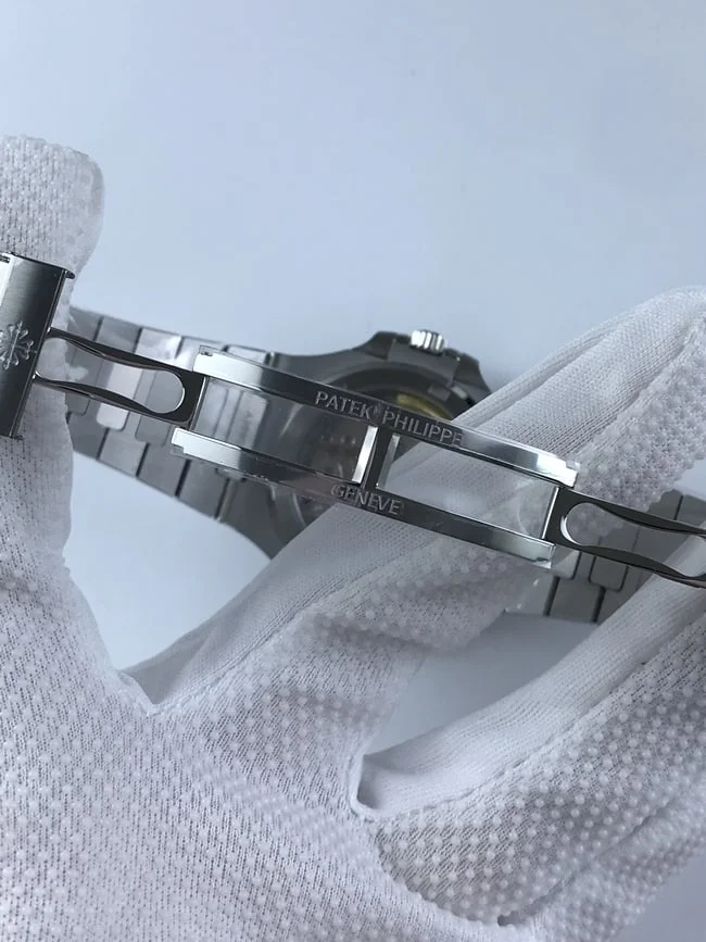 파텍필립 노틸러스 5711 티파니 블루