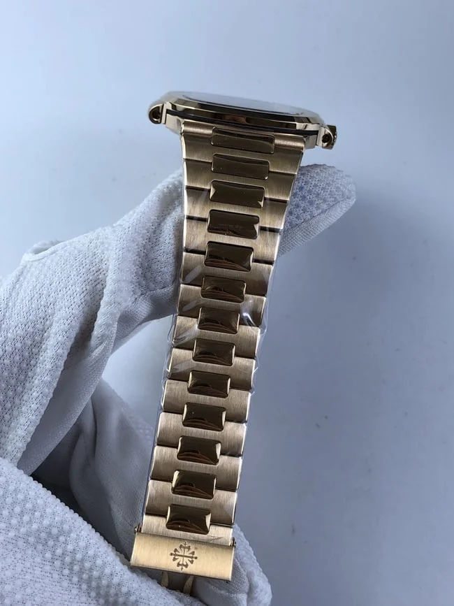 파텍필립 노틸러스 5711 브라운다이얼 로즈골드