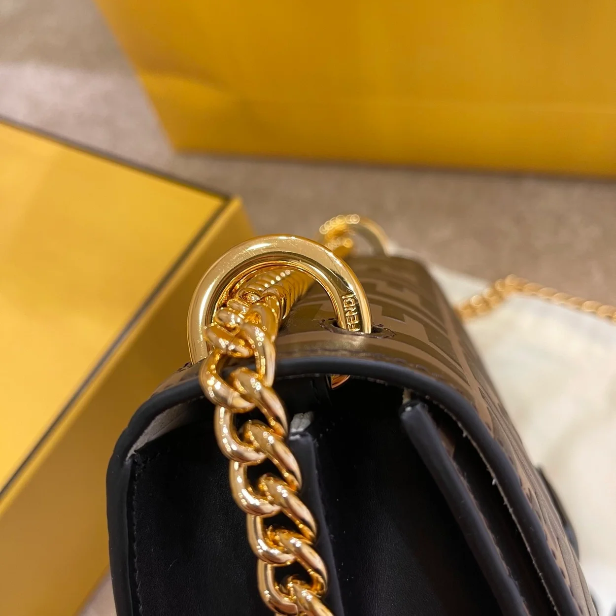 펜디 칸 아이 스몰 미니 플랩 백