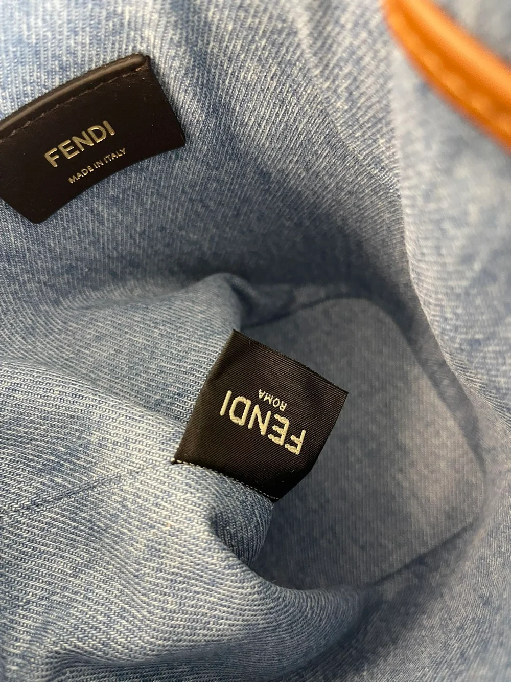 펜디 몬트레조 FF 미니백 데님 블루