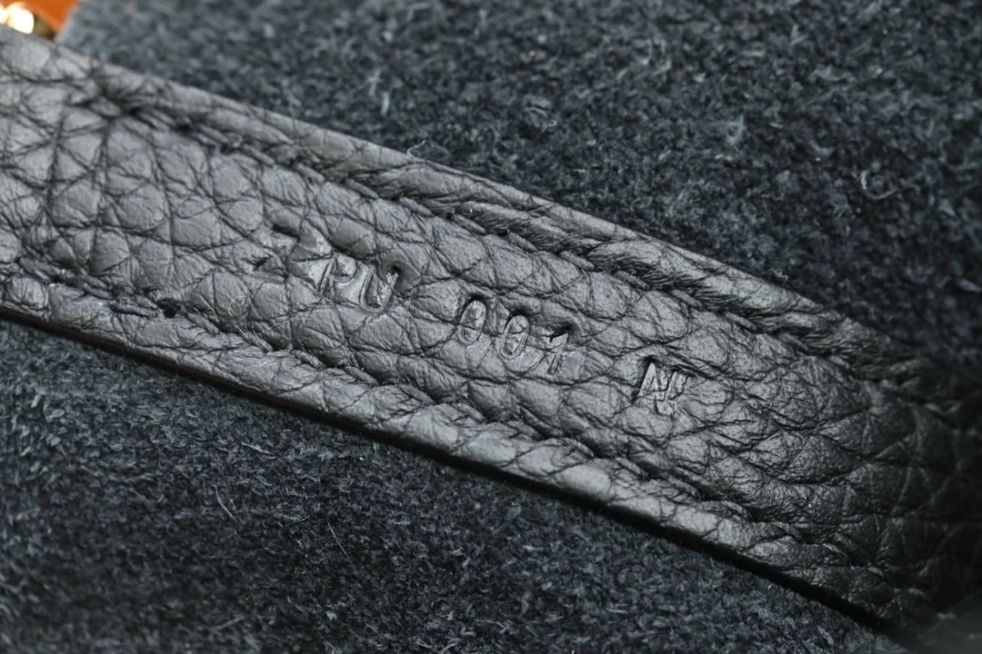 에르메스 피코탄 PM Noir 백