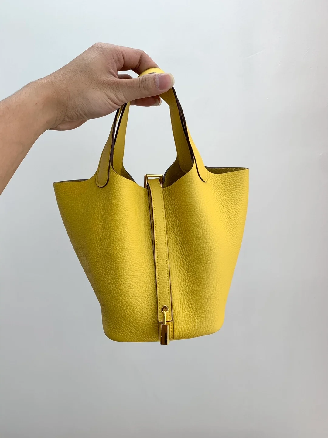 에르메스 피코탄 PM Lime 백