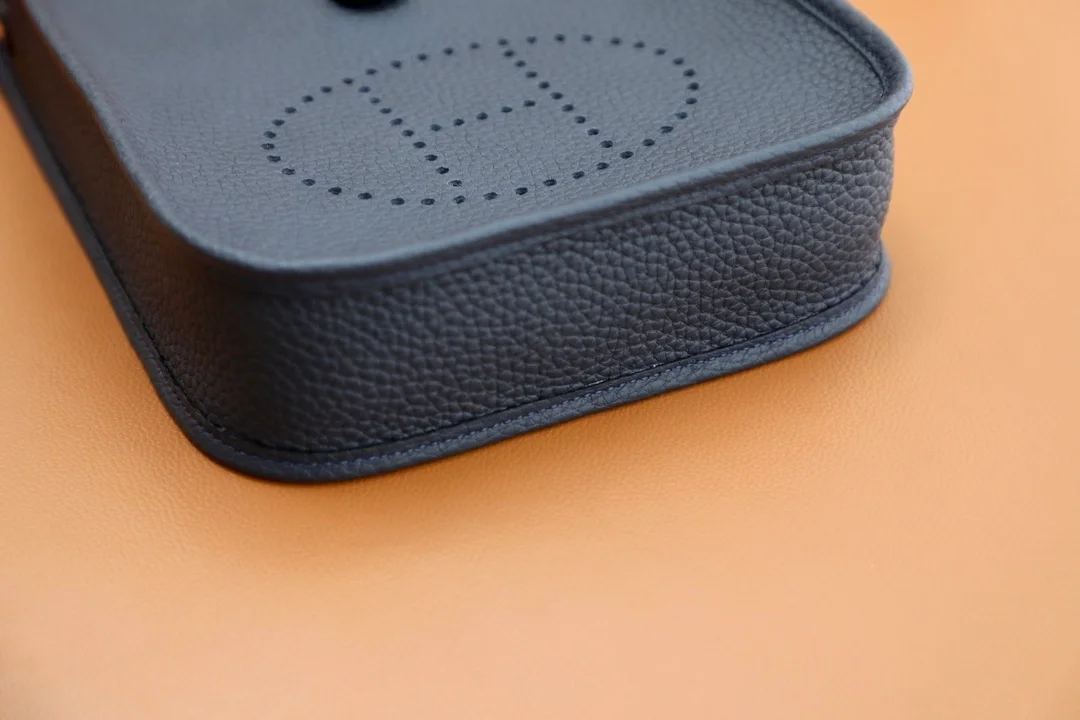 에르메스 에블린 TPM BLEU 인디고 백