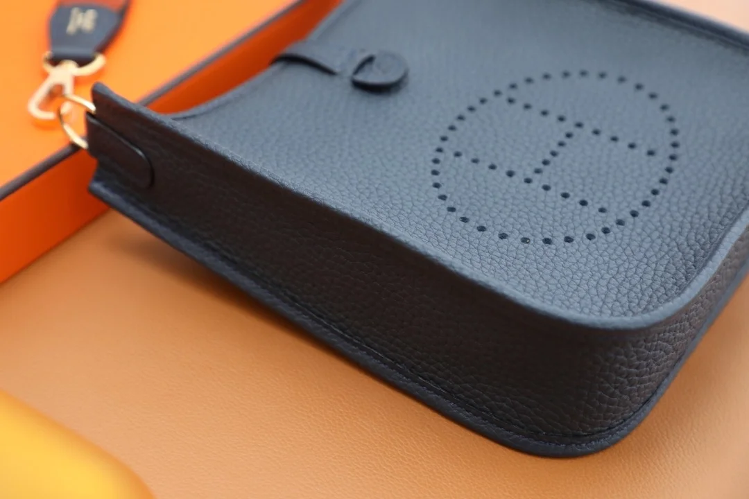 에르메스 에블린 TPM BLEU 인디고 백