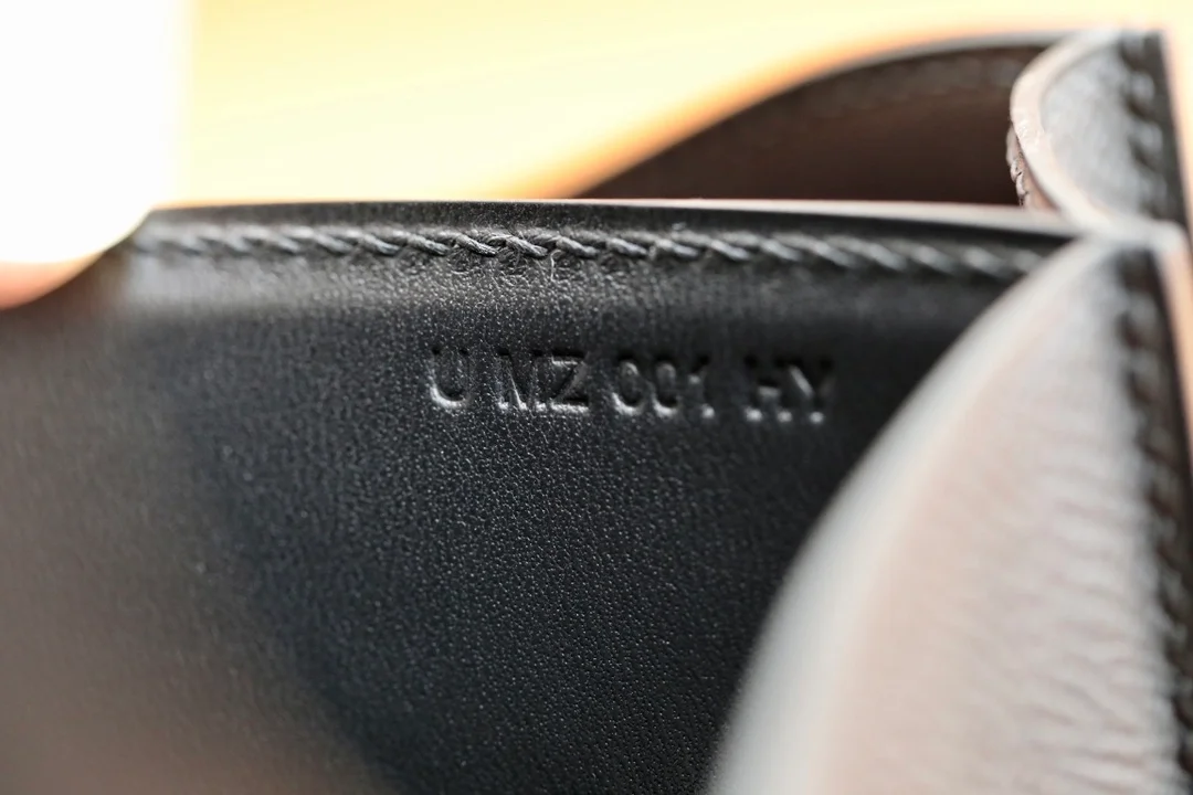 에르메스 콘스탄스 24 Noir Epsom 백