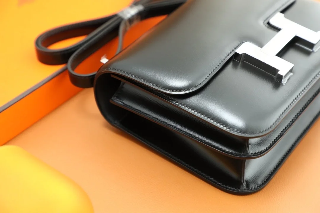 에르메스 콘스탄스 18 Noir Boxcalf 백