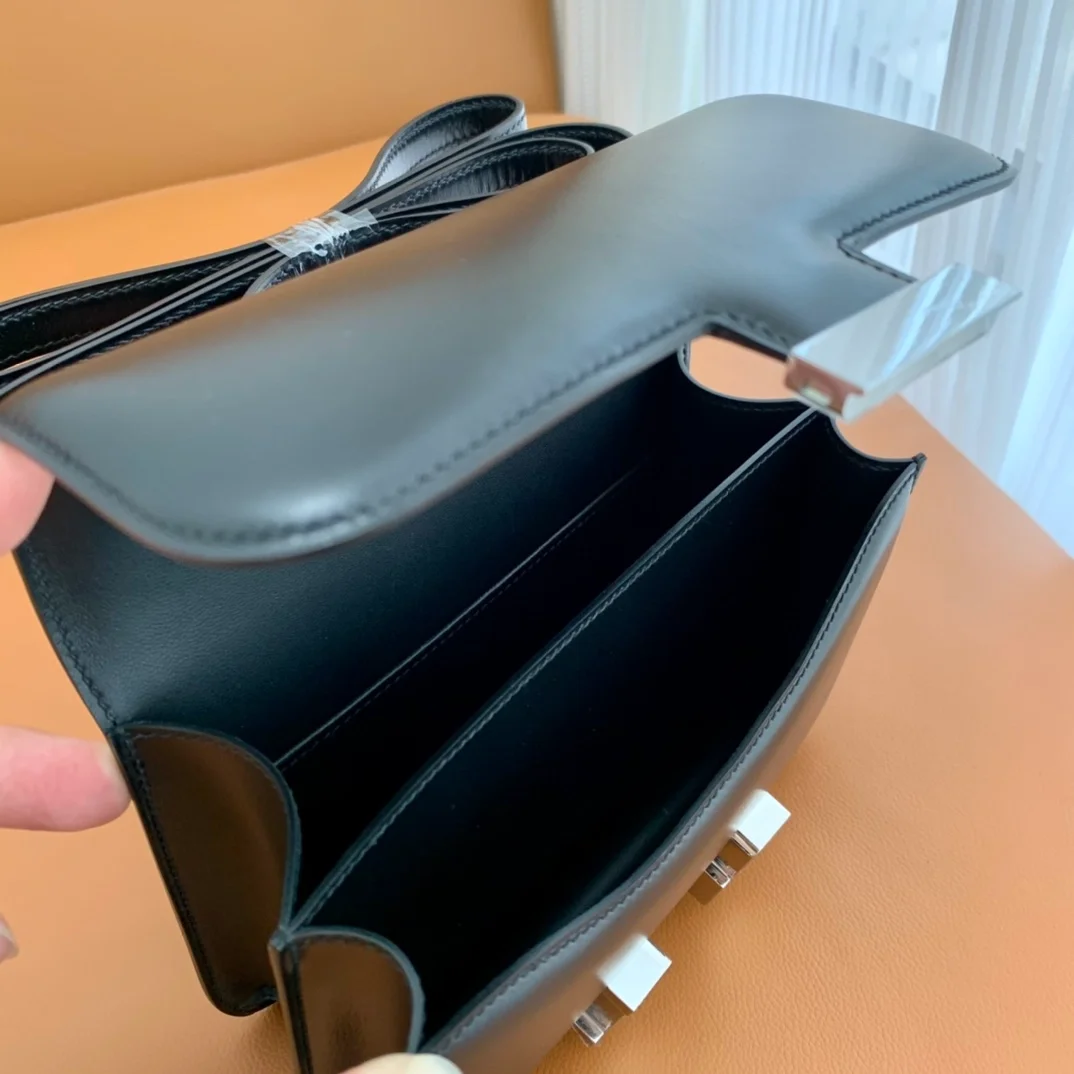 에르메스 콘스탄스 18 Noir Boxcalf 백