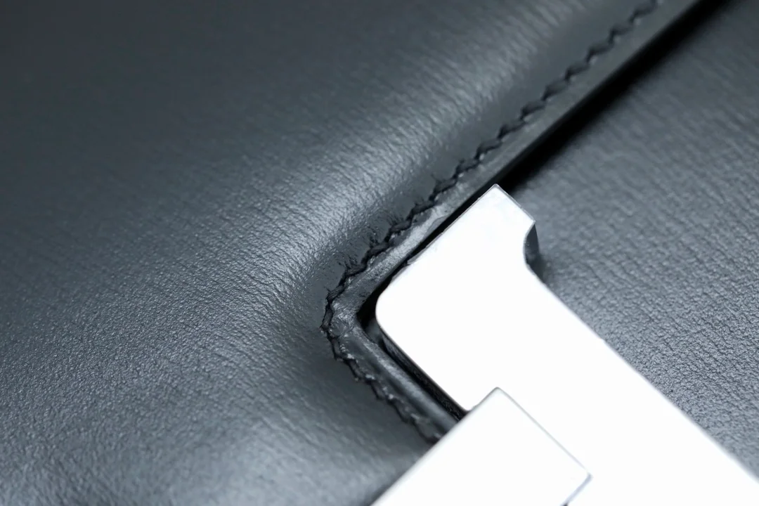 에르메스 콘스탄스 18 Noir Boxcalf 백