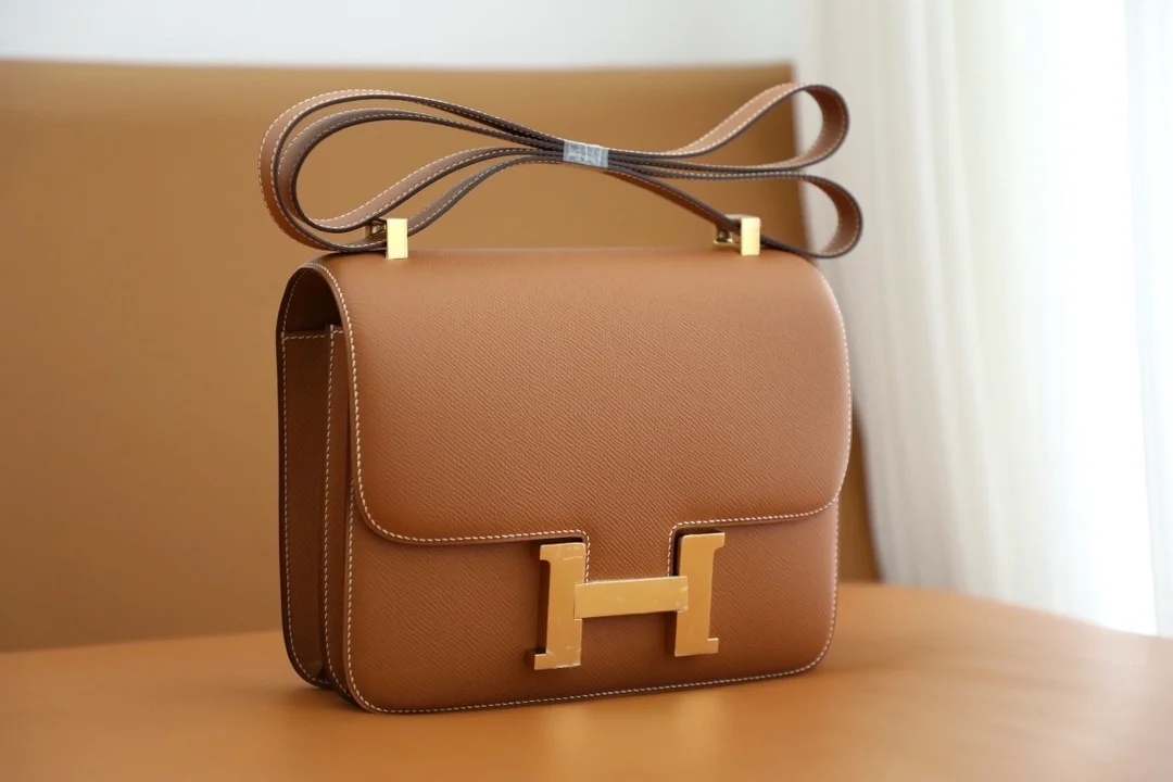 에르메스 콘스탄스 24 Gold Epsom 백