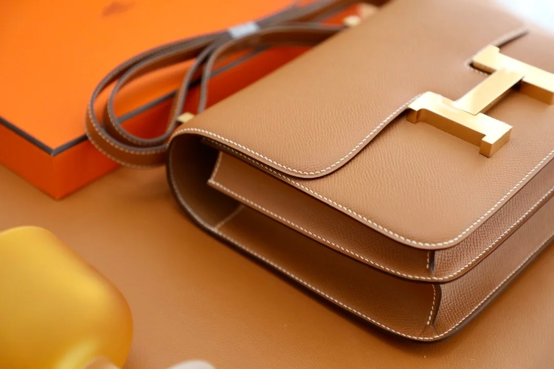 에르메스 콘스탄스 24 Gold Epsom 백